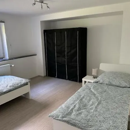 L8 Street - - Basement Floor * Leimen (Baden)
